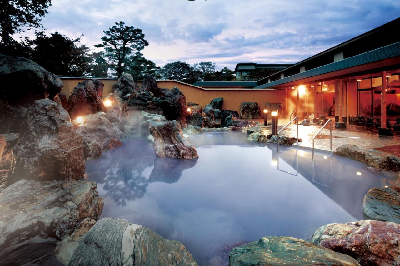 Kintarou Onsen Hotel Uozu Ngoại thất bức ảnh